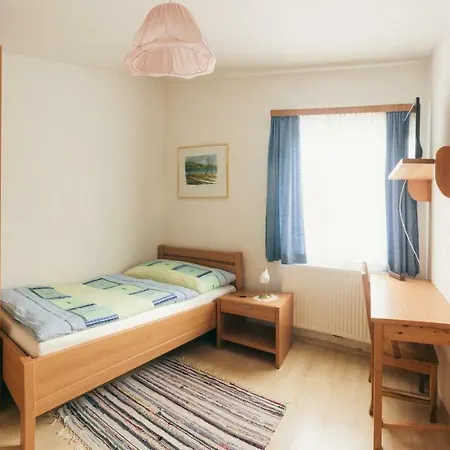 招待所 Gaestezimmer Sengstschmid *